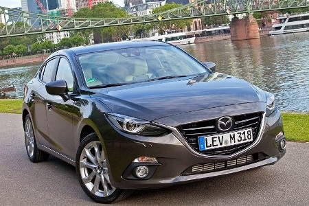 Động cơ SkyActiv tiết kiệm nhiên liệu hoàn toàn mới của Mazda